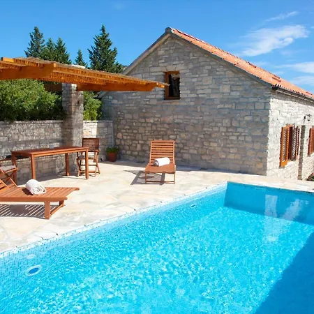 Fig Tree - Korcula Villa