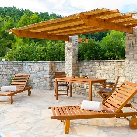 Fig Tree - Korcula Villa